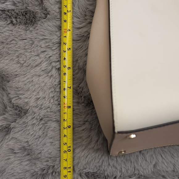 Authentic Kate Spade Purse - Picture 9 of 10